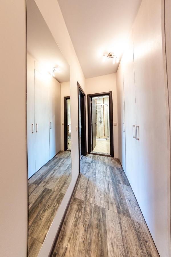 Bright 1Bdr Apartment With A Balcony София Екстериор снимка