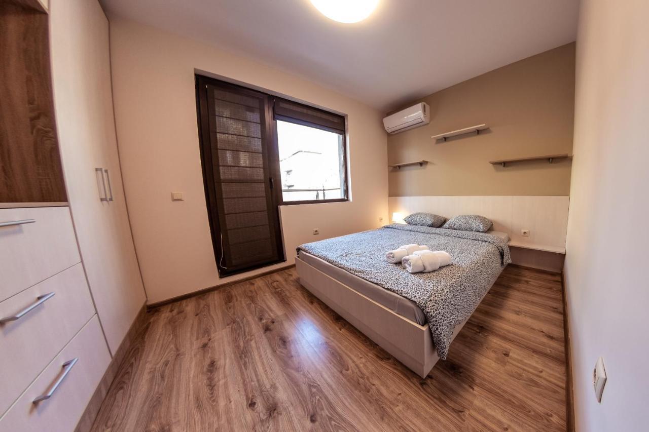 Bright 1Bdr Apartment With A Balcony София Екстериор снимка