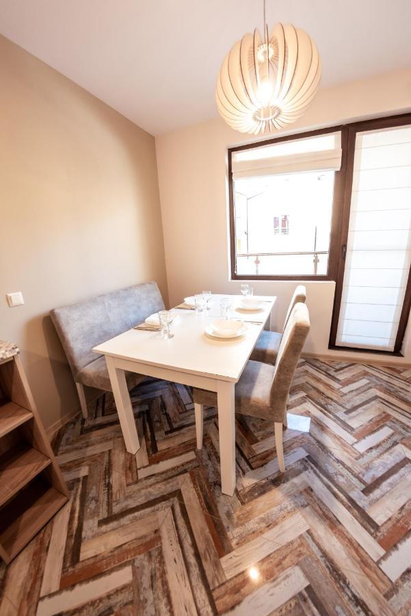 Bright 1Bdr Apartment With A Balcony София Екстериор снимка